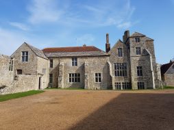 Carisbrooke Castle Image 7
