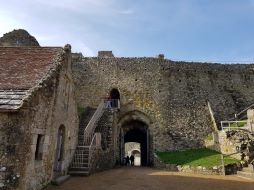 Carisbrooke Castle Image 9